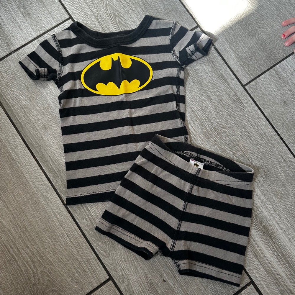 Hanna Andersson Two Piece Short Sleeve Batman Pajama Set 18-24 Month Boys